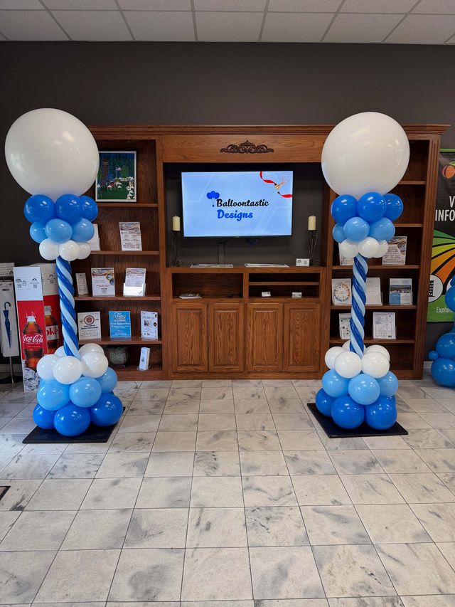 Balloon Columns for Ribbon Cutting
