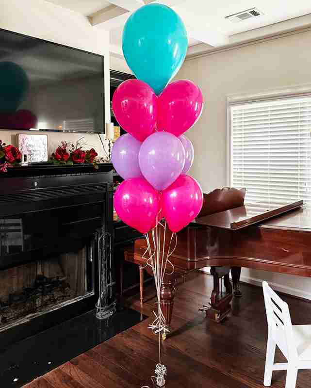 Trolls-themed balloon bouquet