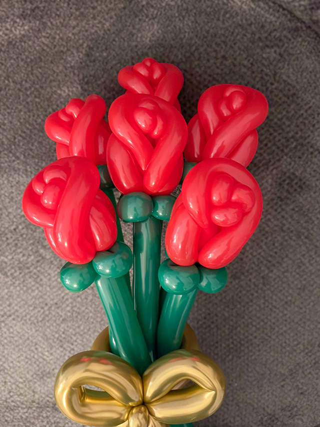 Bundle of Balloon Roses