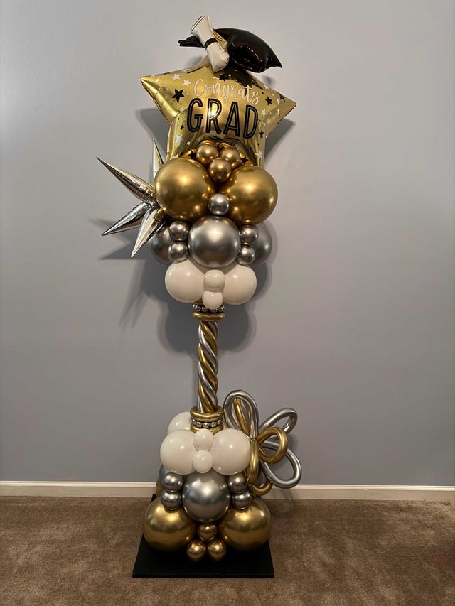Graduation balloon column