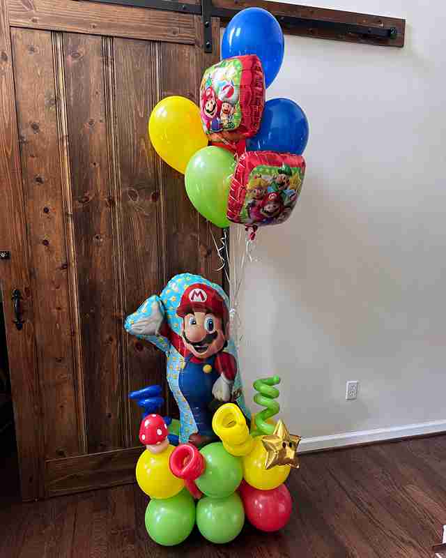 Mario-themed balloon marquee